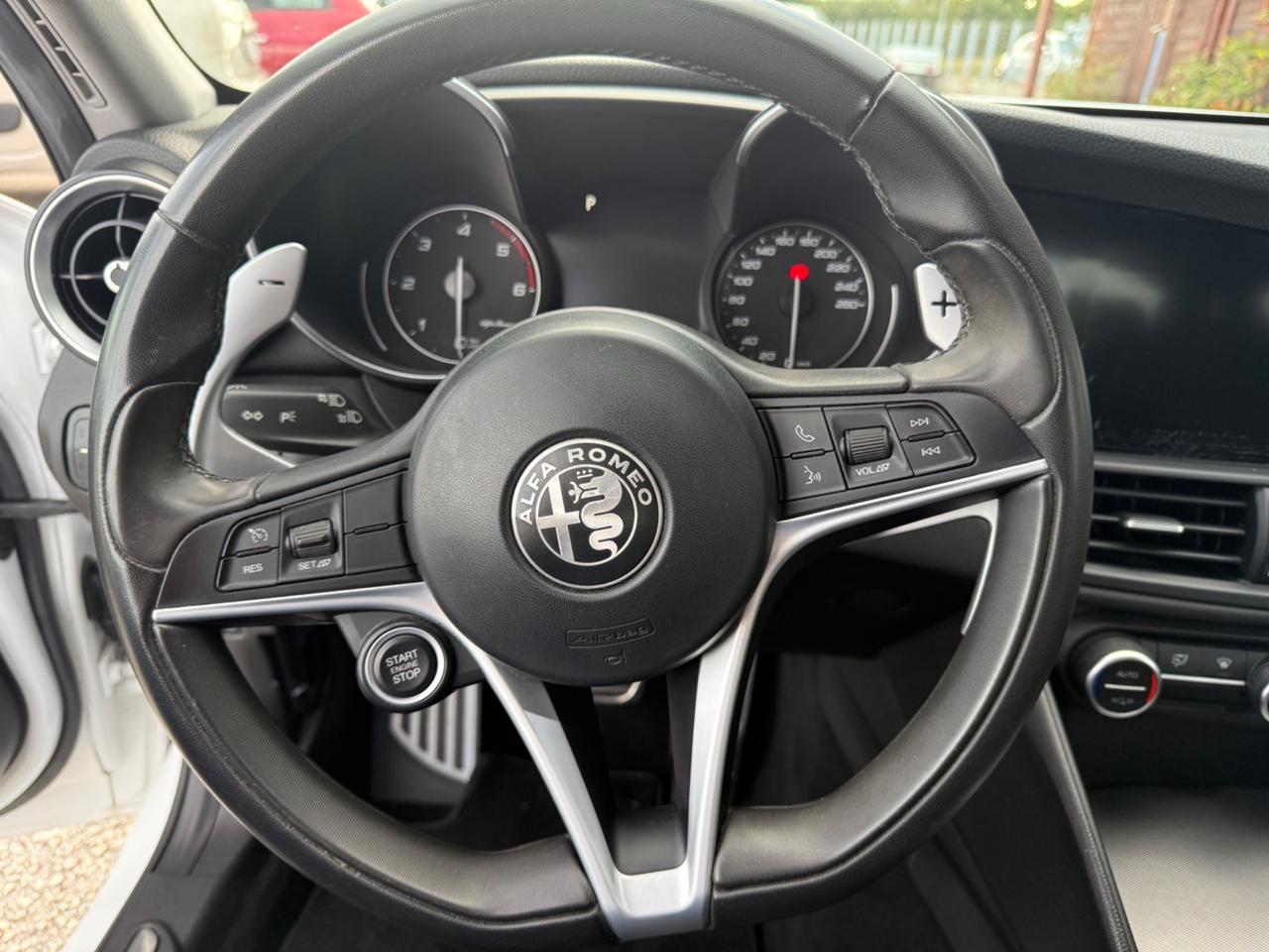 Alfa Romeo Giulia 2.2 Turbodiesel 180 CV AT8 Sport Edition