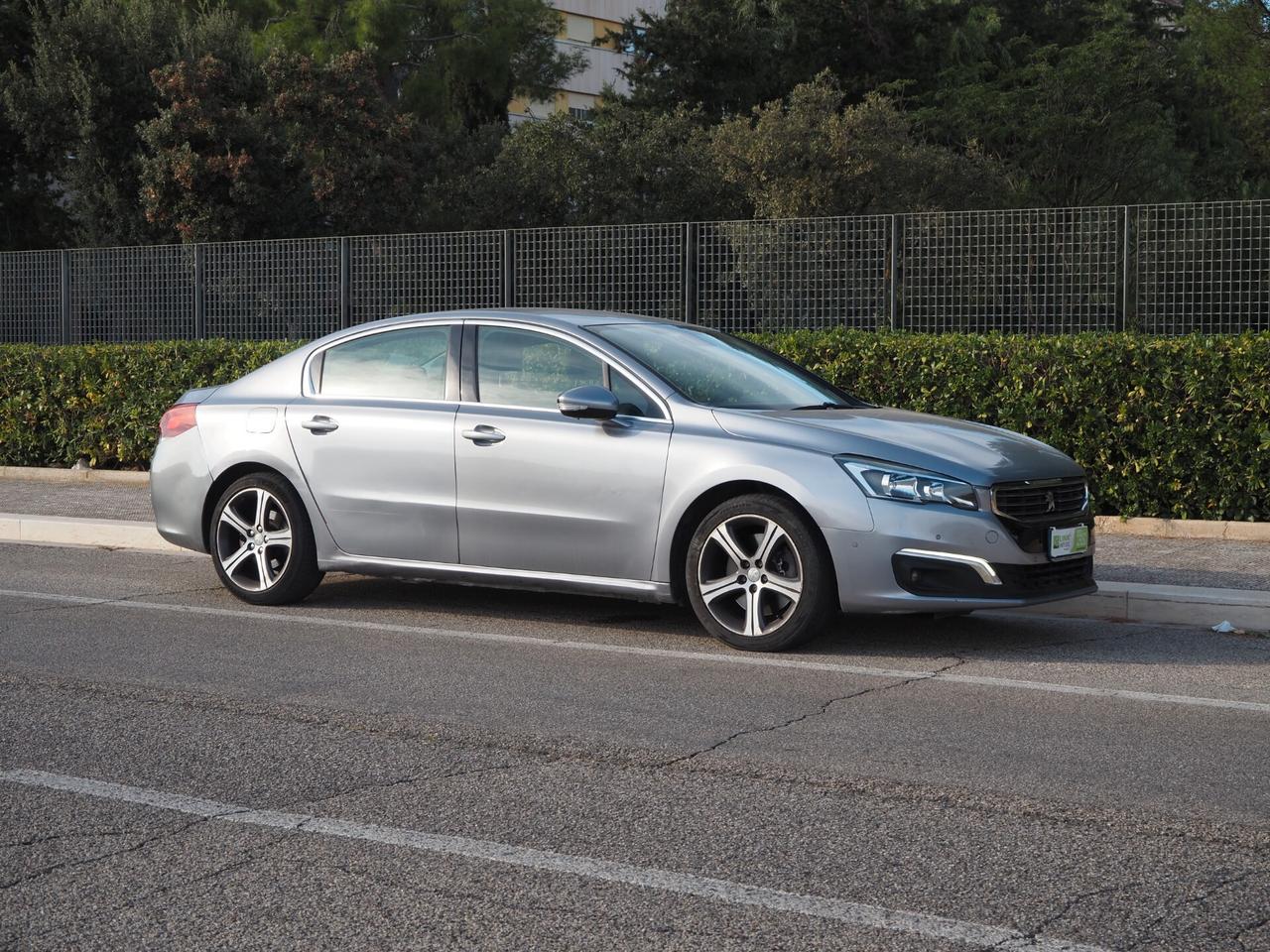 Peugeot 508 BlueHDi 180 EAT6 S&S Feline