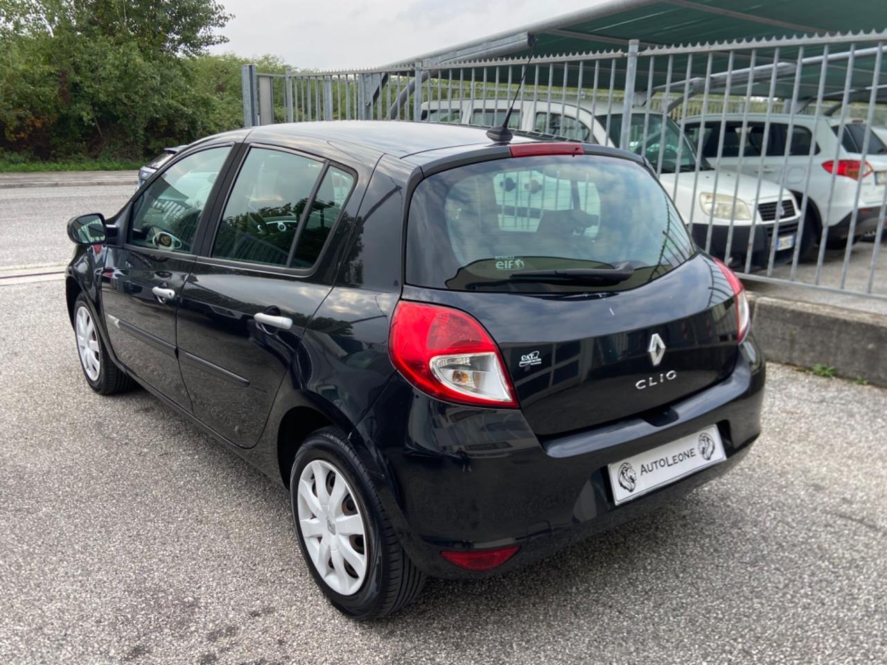 Renault Clio 1.2 16V 5 porte Va A 3