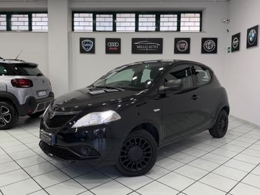 Lancia Ypsilon 1.2 69 CV 5 porte GPL Ecochic Black and Noir