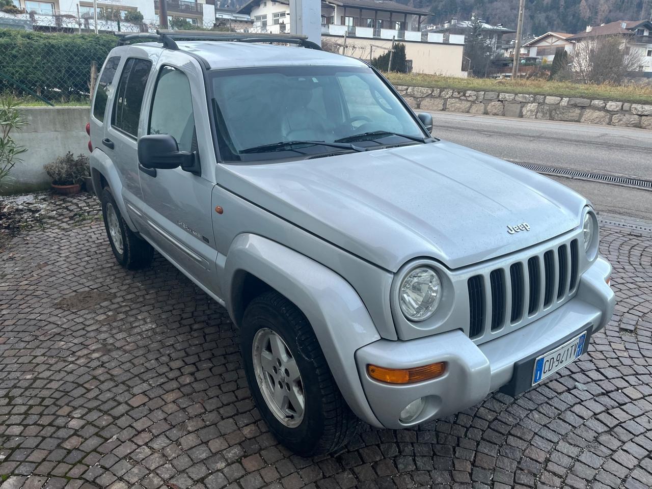 Jeep Cherokee 2.5 CRD Limited