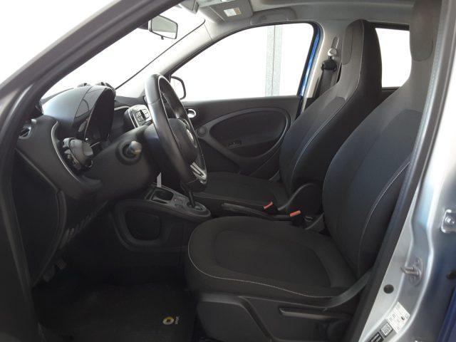 SMART ForFour 1.0 72kw Passion Twinamic *TETTO APRIBILE*