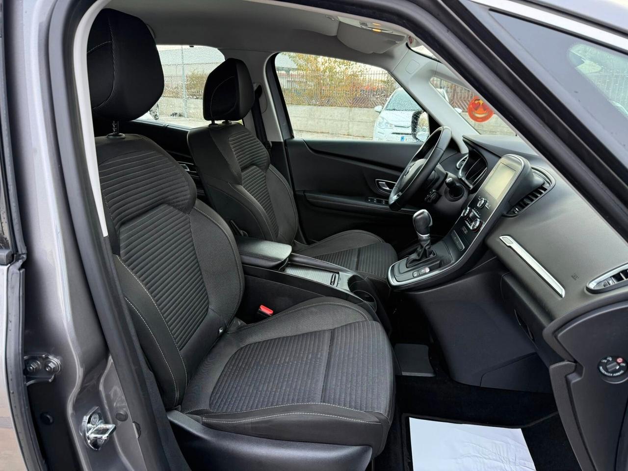 Renault Grand Scenic 1.7 150CV -EDC- 7 POSTI