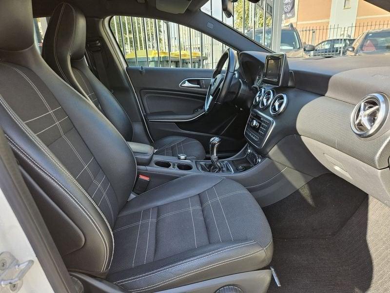 Mercedes-Benz Classe A A 180 cdi Dark Night edition