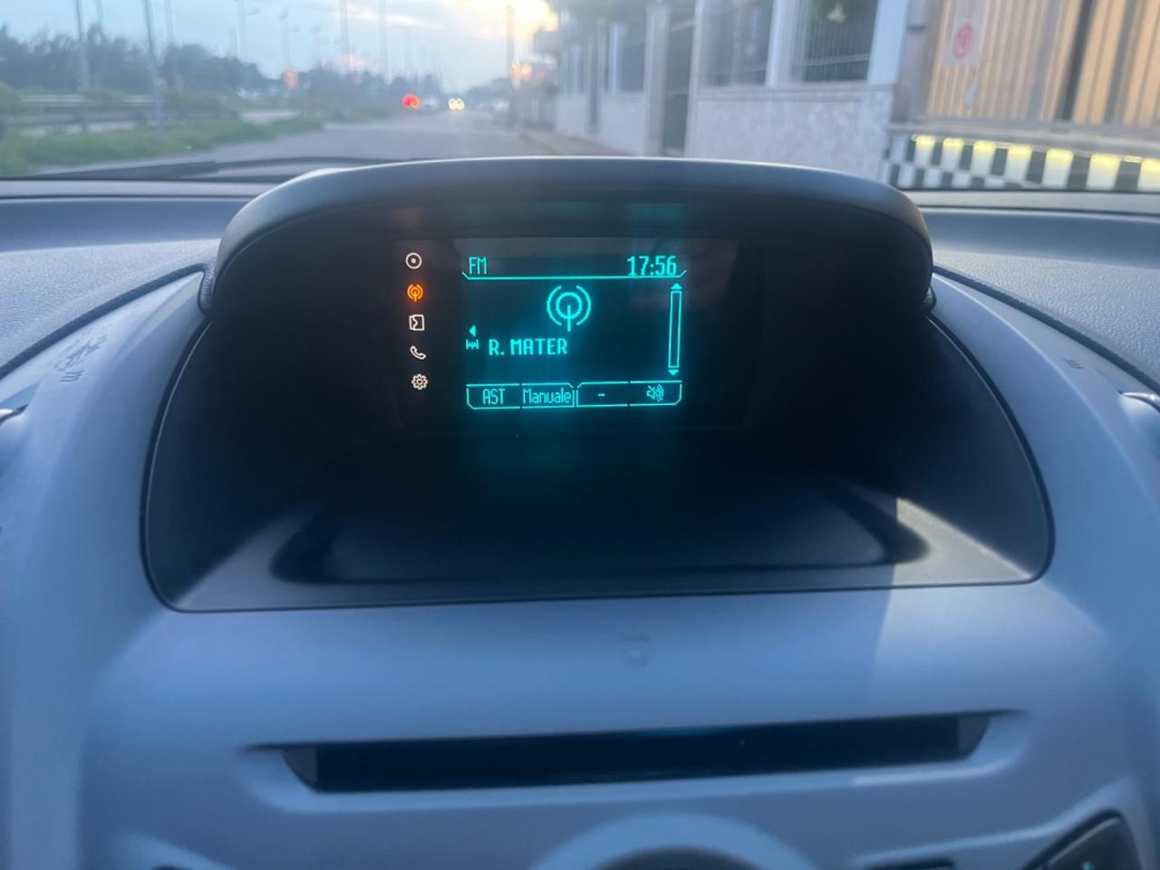 Ford B-Max 1.6 TDCi 95 CV Business Unipro 2015