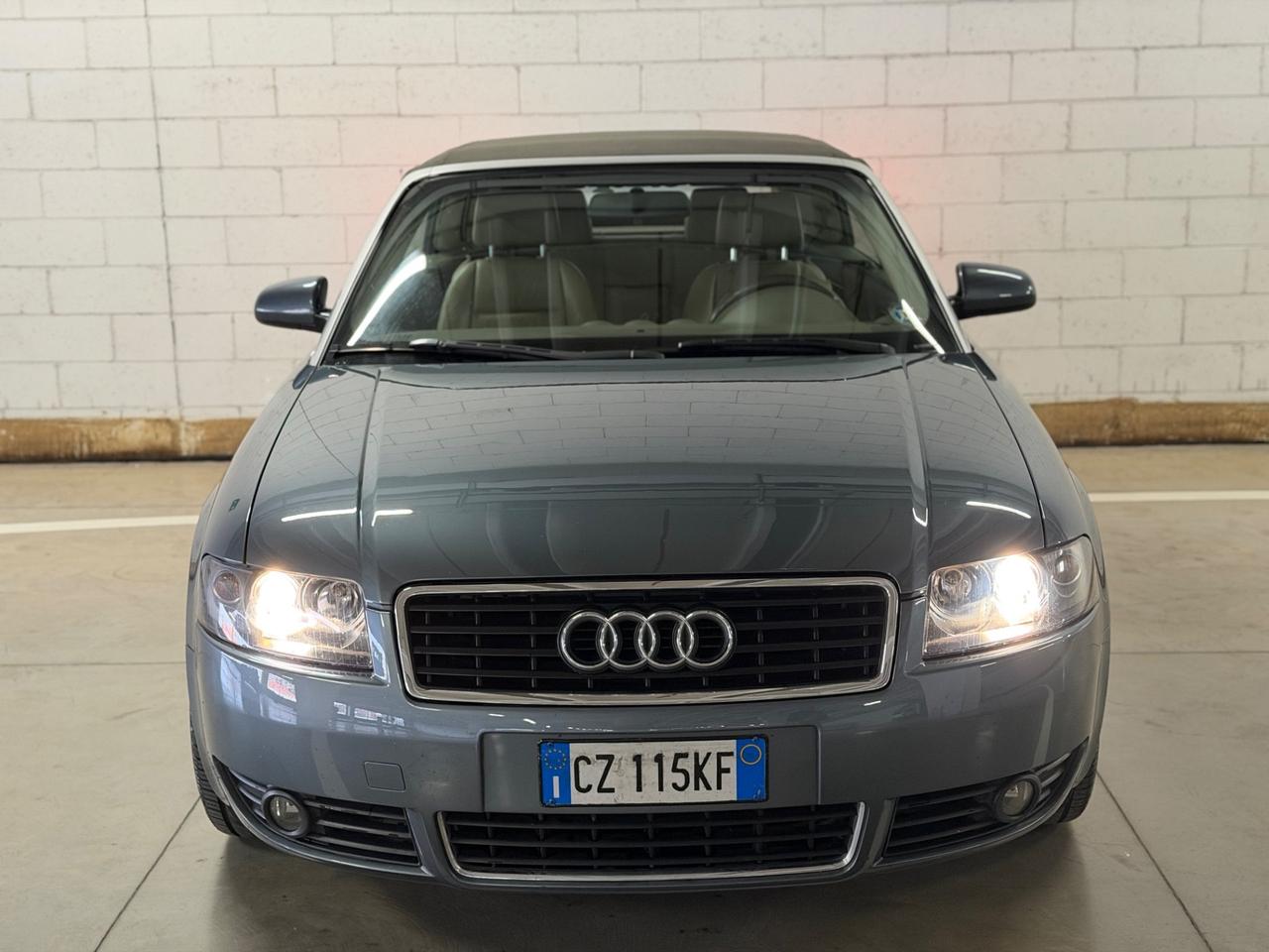 Audi A4 Cabriolet 2.5 V6 TDI cat