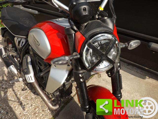 DUCATI Scrambler 800 ICON in ordine di meccanica e carrozzeria