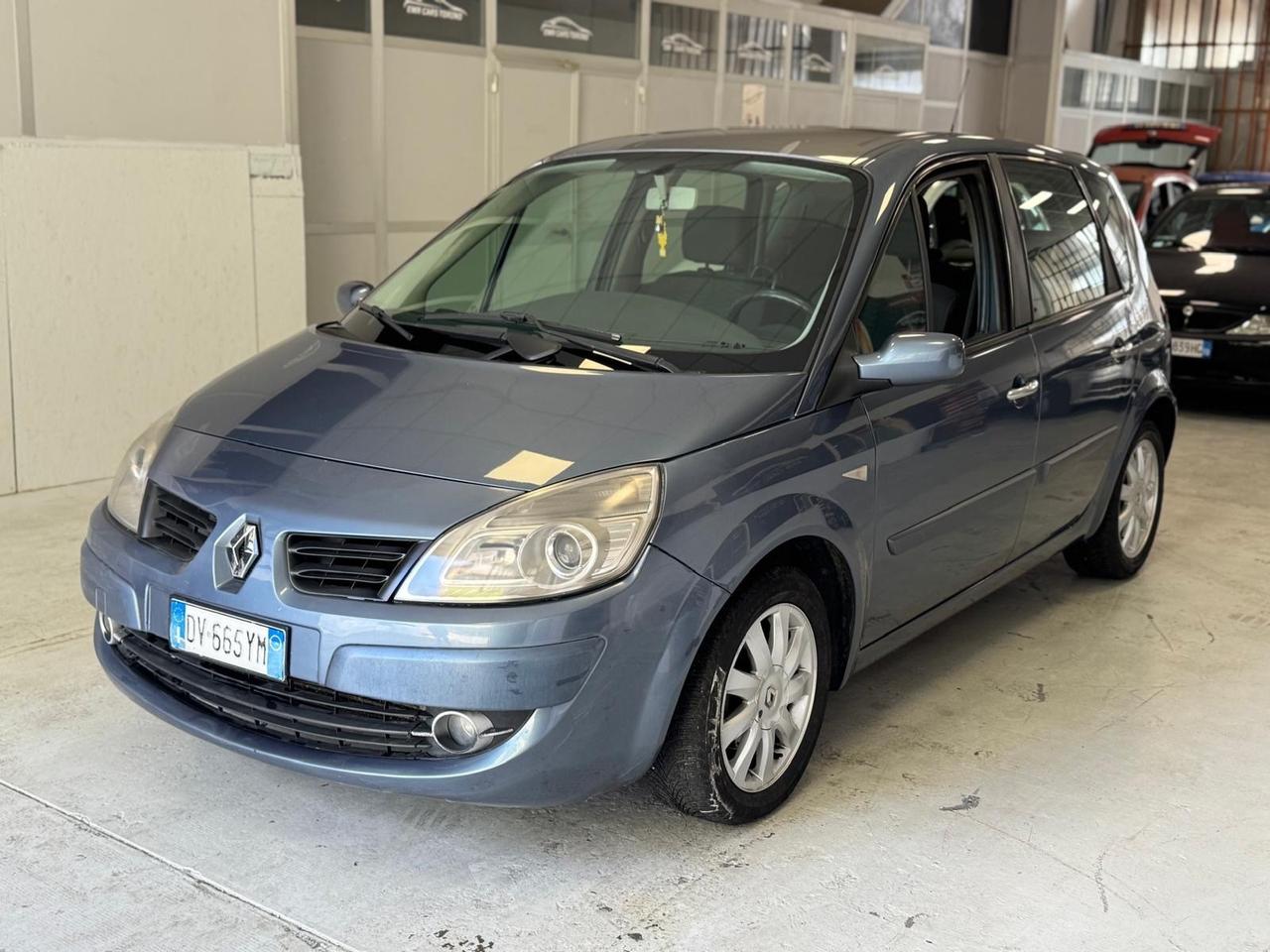 Renault Scenic Grand Scénic 1.5 dCi/105CV PlayStation Portable