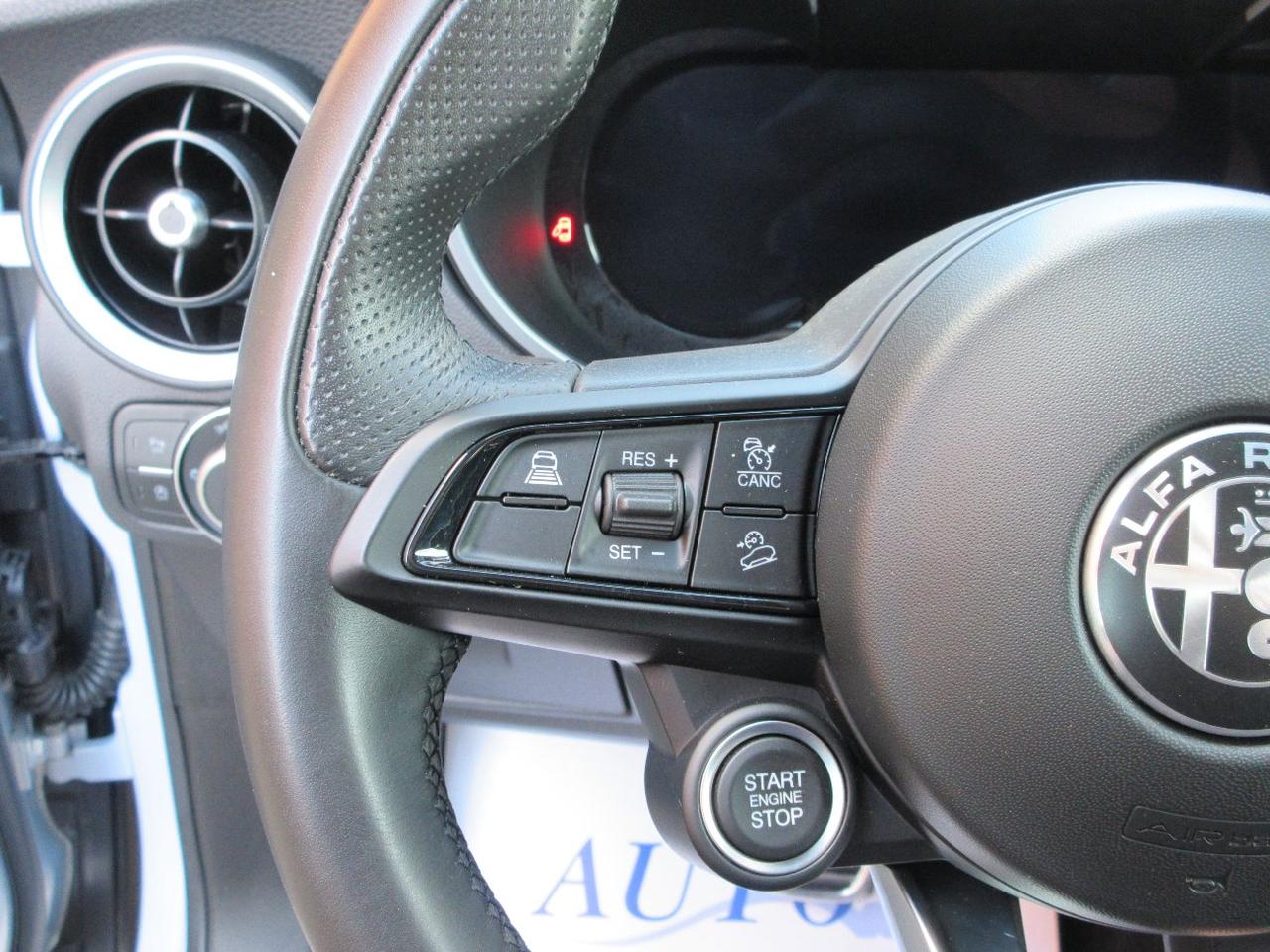 Alfa Romeo Stelvio 2.2 t Super rwd 160cv auto