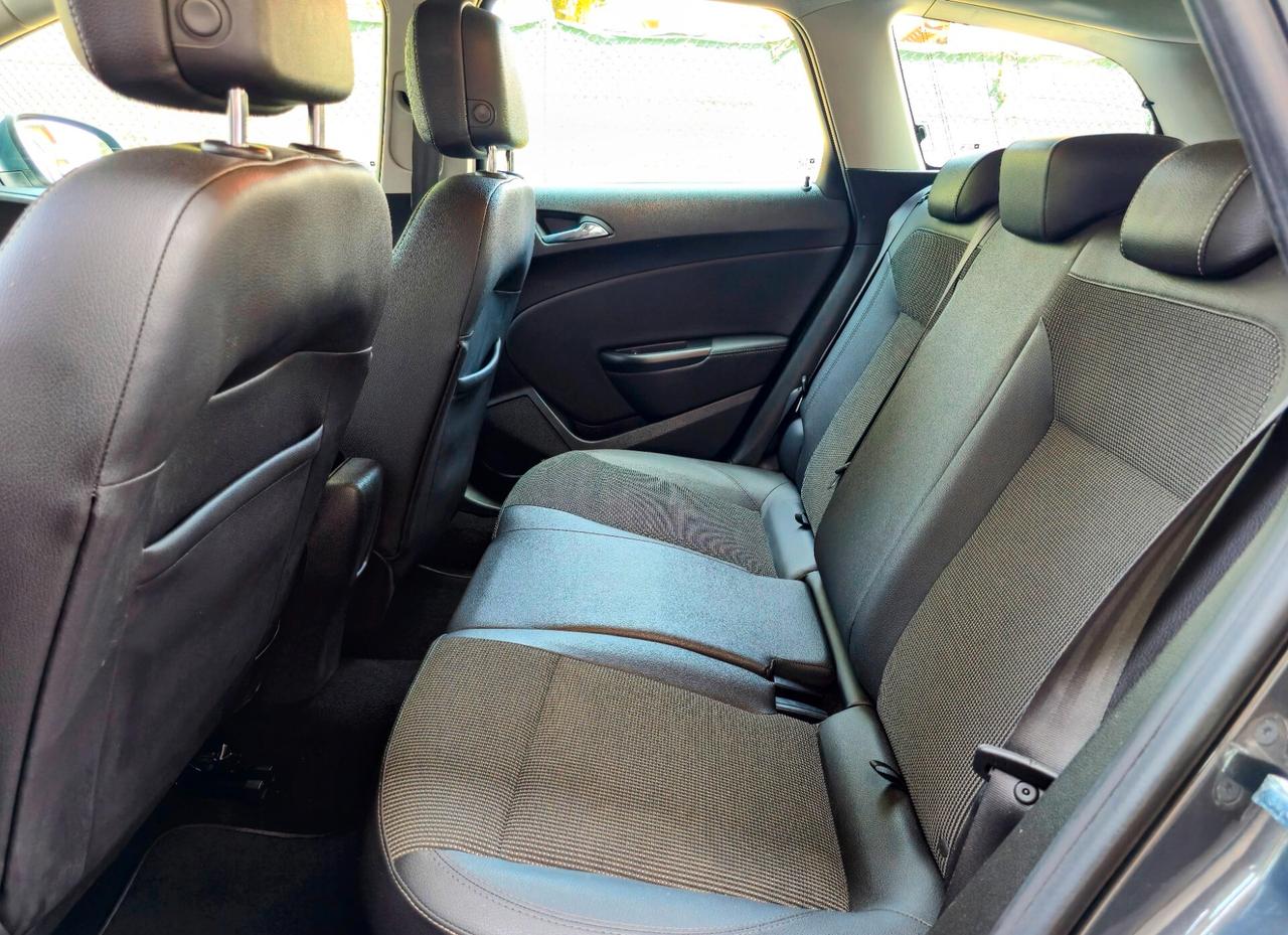 Opel Astra 1.6 CDTI