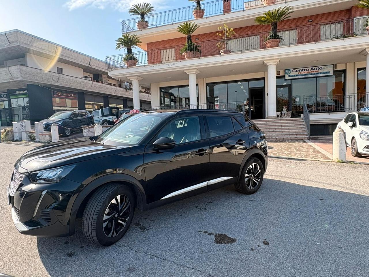 Peugeot 2008 BlueHDi 130 S&S EAT8 Allure