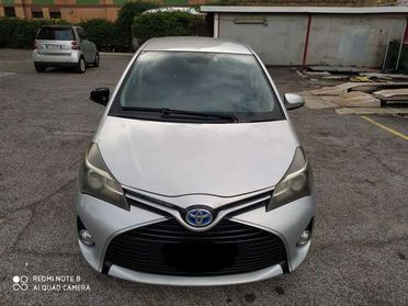 Toyota Yaris Yaris III 2015 5p 1.5h Active