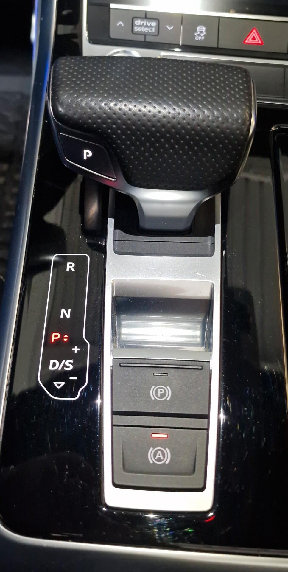 Audi Q8 50 TDI 286 CV quattro tiptronic Sport