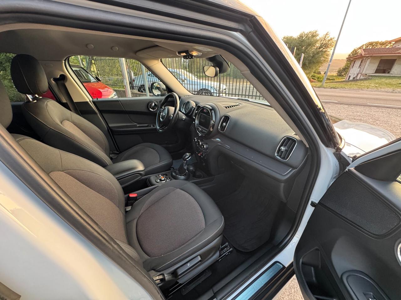 Mini Cooper D Countryman Mini 2.0 Cooper D Business Countryman Automatica