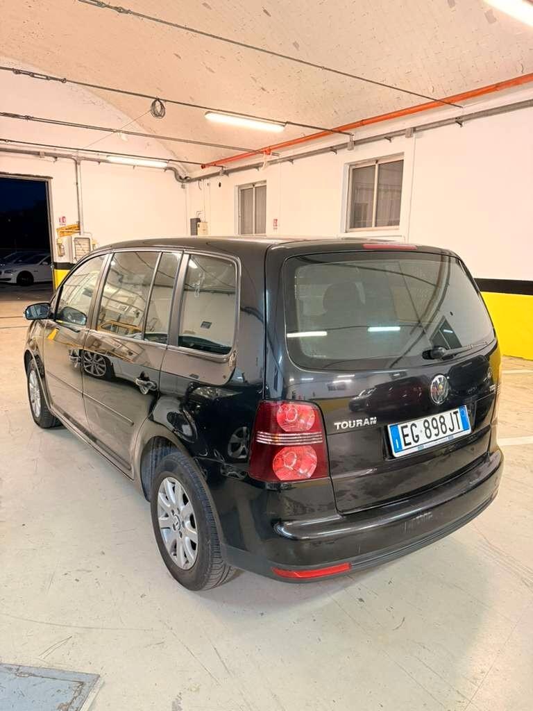 Volkswagen Touran 1.9 TDI 90CV Conceptline