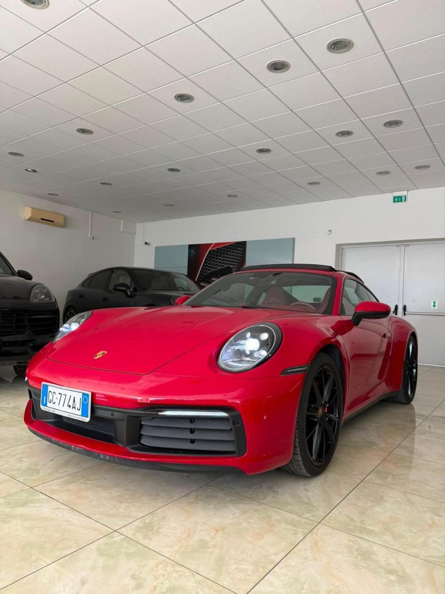 PORSCHE - 992 - 911 Carrera S