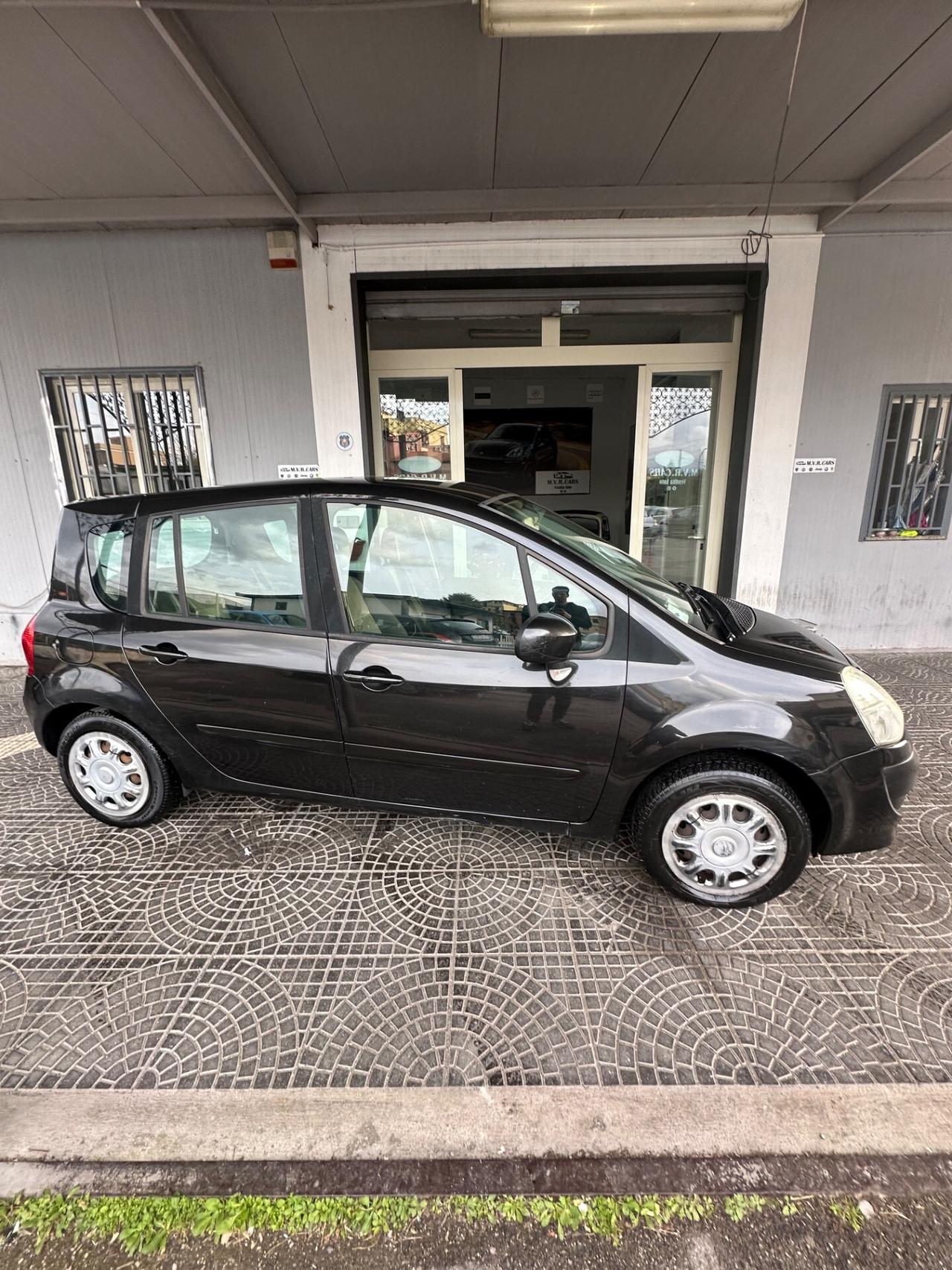 Renault Modus 1.5 dCi 85CV Dynamique