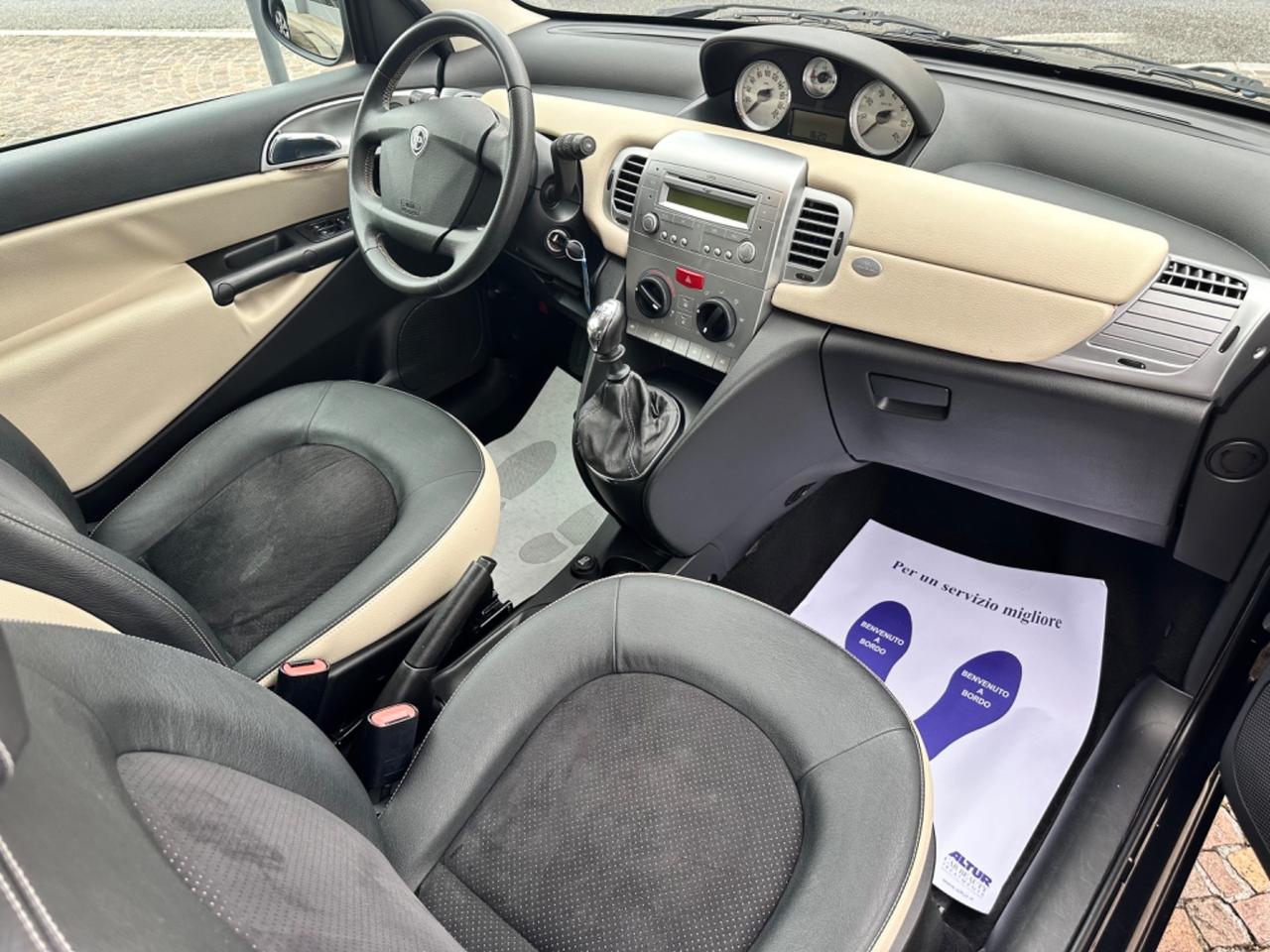 Lancia Ypsilon 1.4Bz 95Cv MomoDesign -Neopatentati