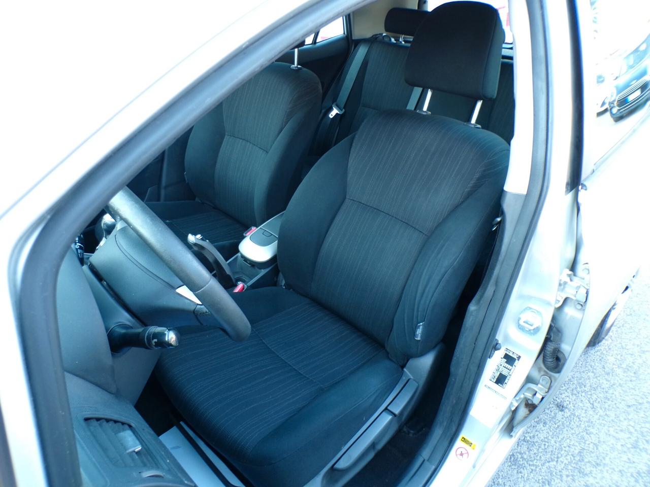 Toyota Auris 1.6 5 porte Sol