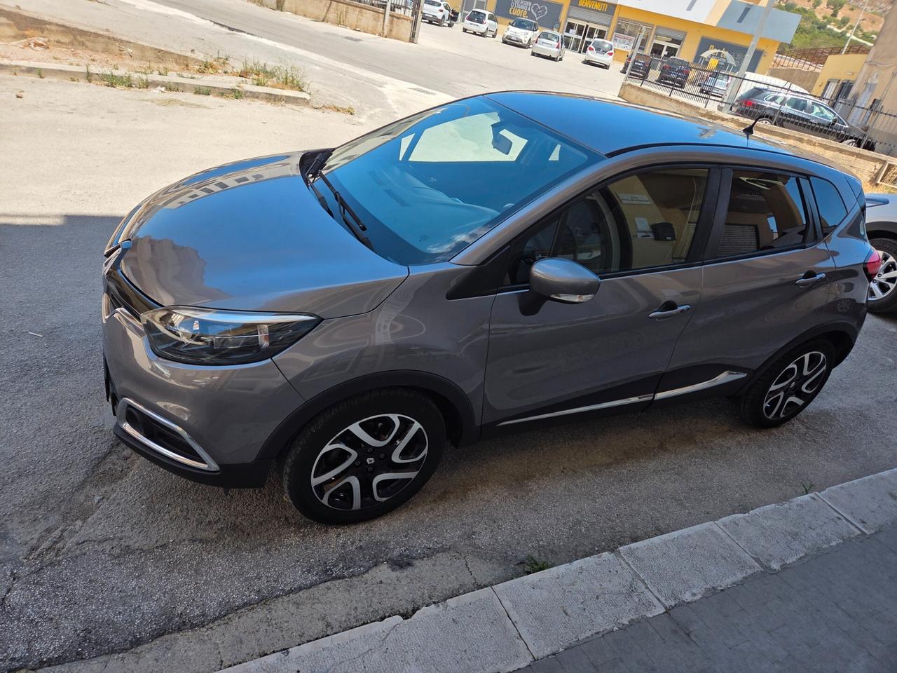 RENAULT CAPTUR 1.5 DCI 90 CV NAVIGATORE KM CERTIFIC