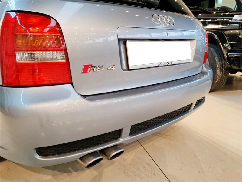 Audi RS4 2.7 V6 cat Avant