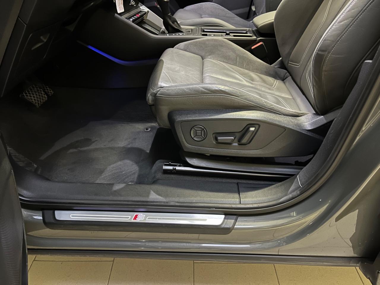 Audi Q3 2.0 190cv TDI quattro S line edition *tetto