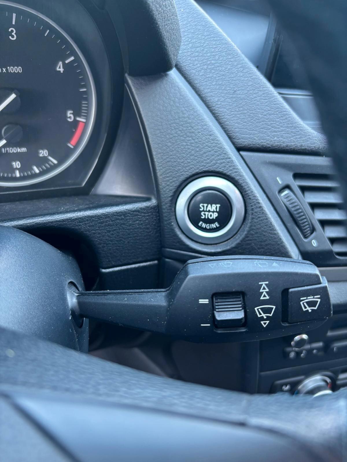 Bmw X1 sDrive18d Attiva