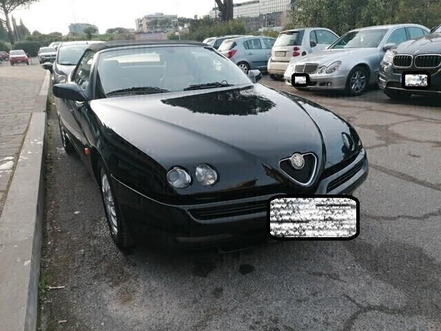 Alfa Romeo Spider 3000 v6 24 V
