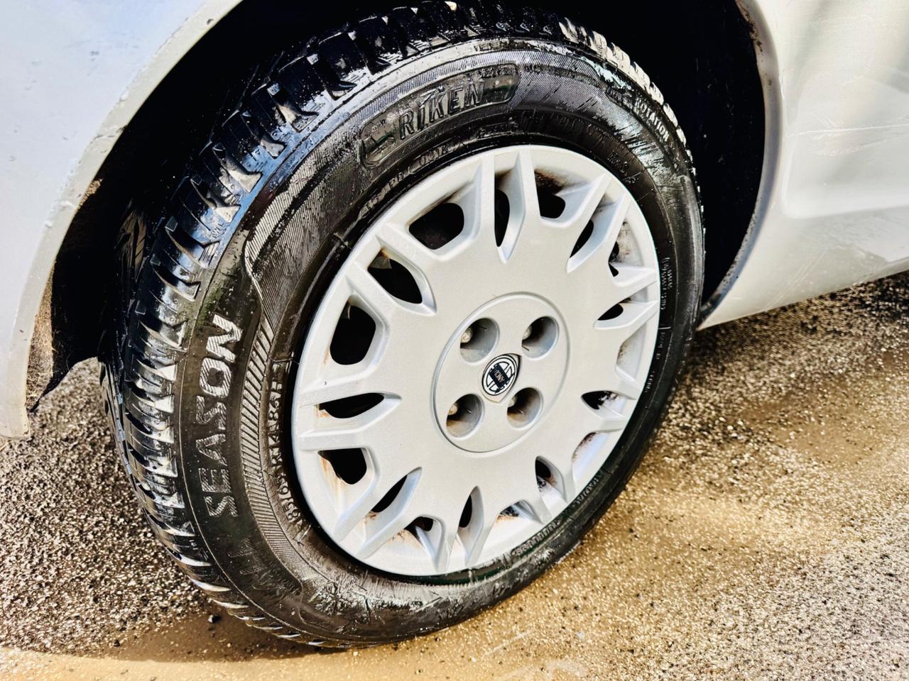 Lancia Ypsilon 1.2 GPL VALIDO FINO AL 2031