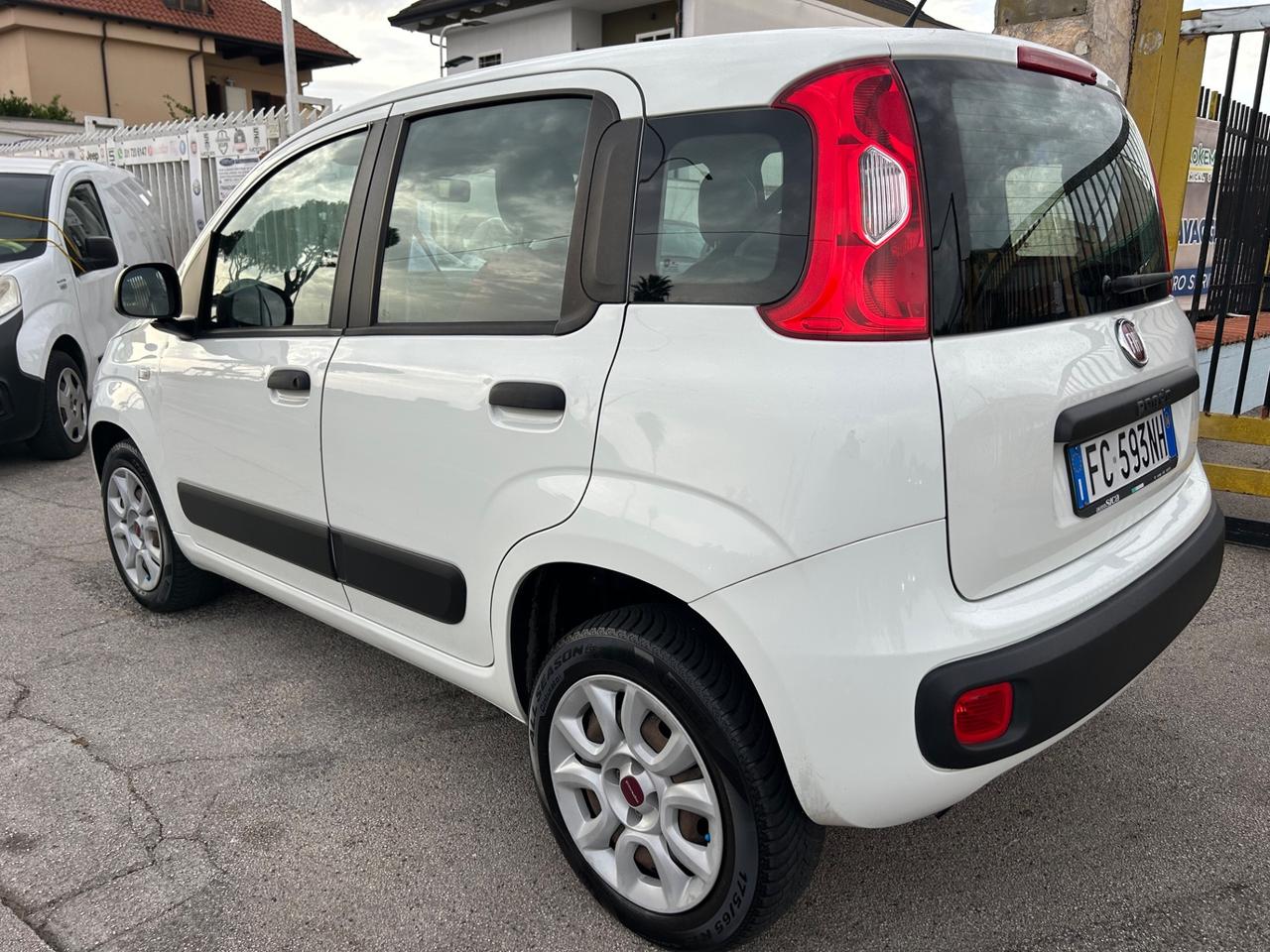 Fiat Panda 0.9 TwinAir Turbo Natural Power Lounge