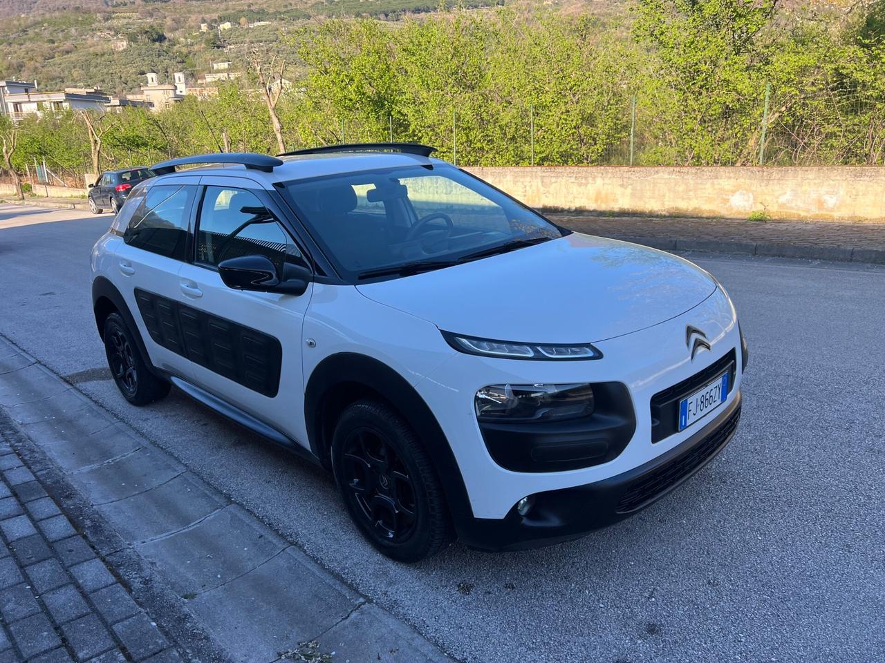 Citroen C4 Cactus 1.2 benzina 82cv Shine 90mila km