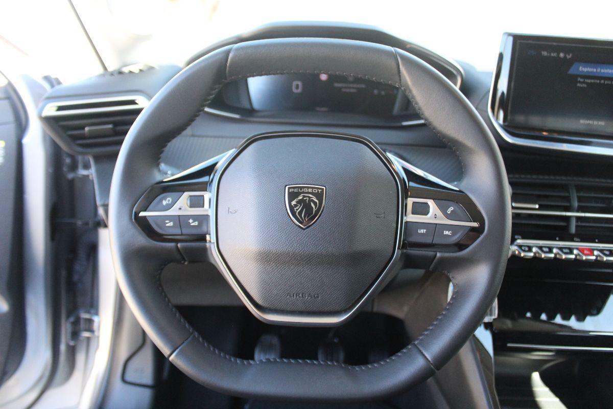PEUGEOT - 208 - PureTech 100 S&S 5p. Allure