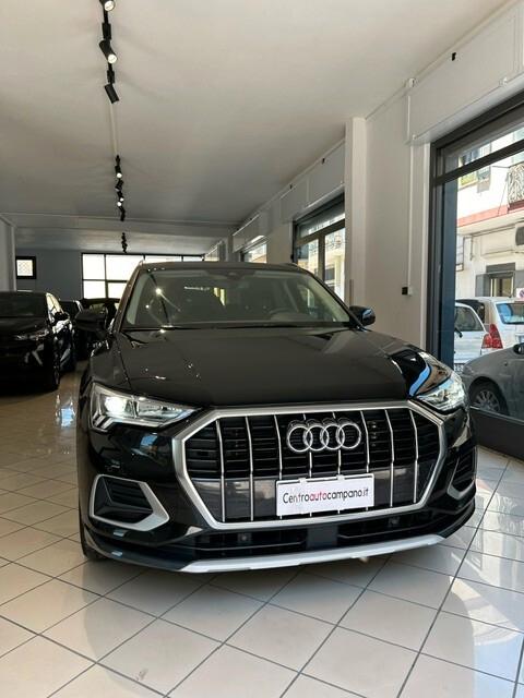 Audi Q3 35 2.0 tdi Advance Business S-tronic
