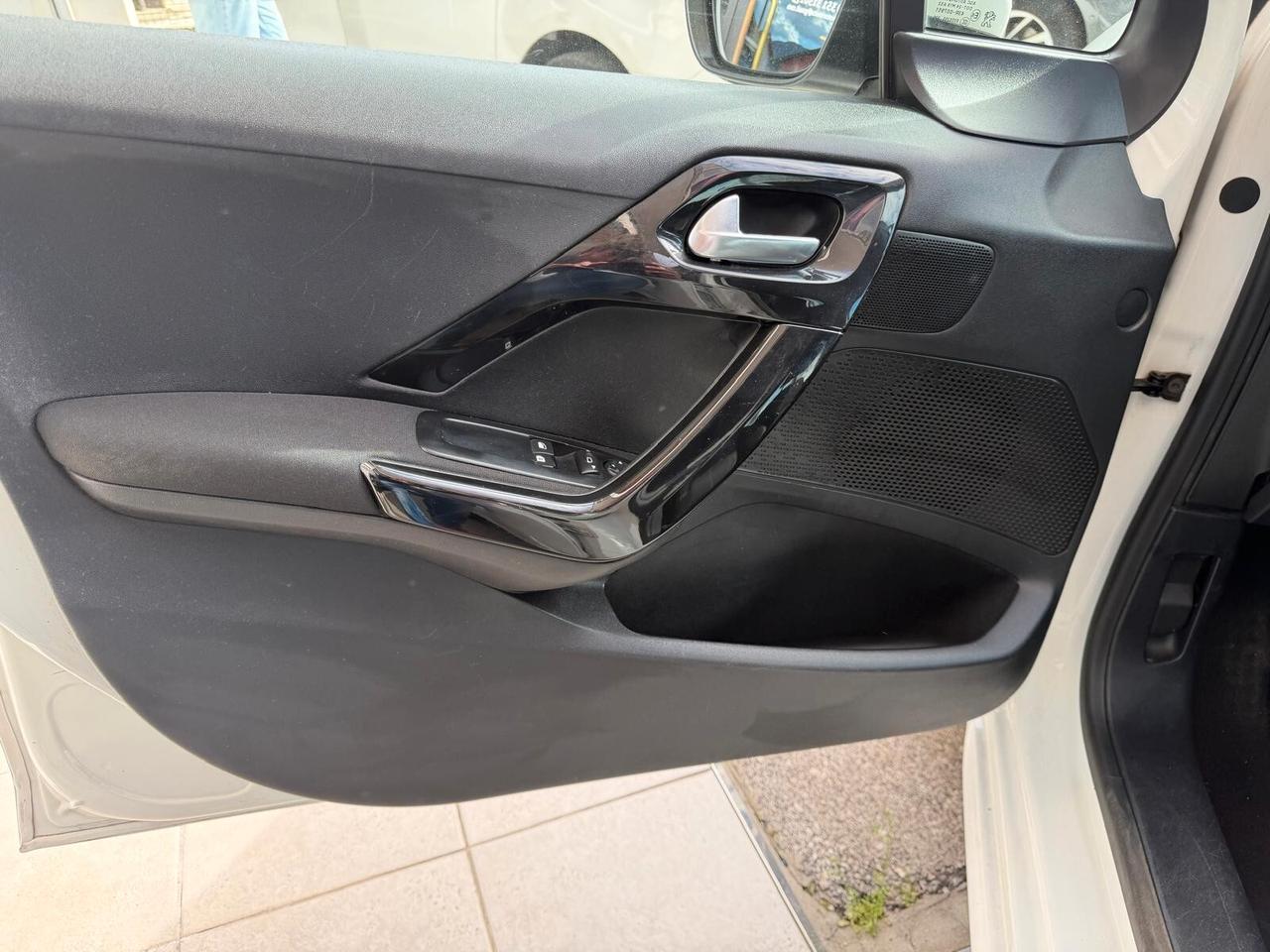 Peugeot 208 PureTech 68 5 porte Active