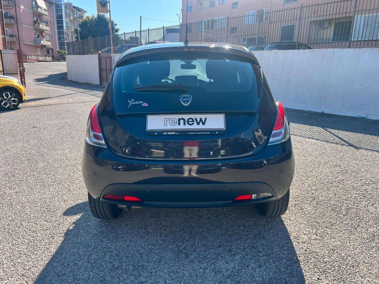Lancia Ypsilon 1.2 69 CV 5 porte Elefantino