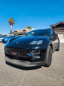 Porsche Macan EV 4