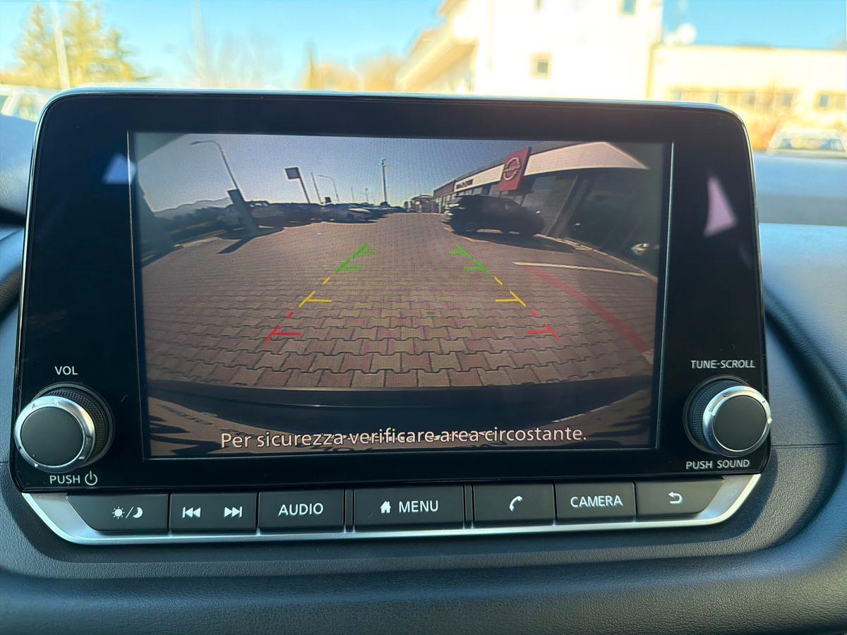 NISSAN QASHQAI BUSINESS MHYB 158CV XTR