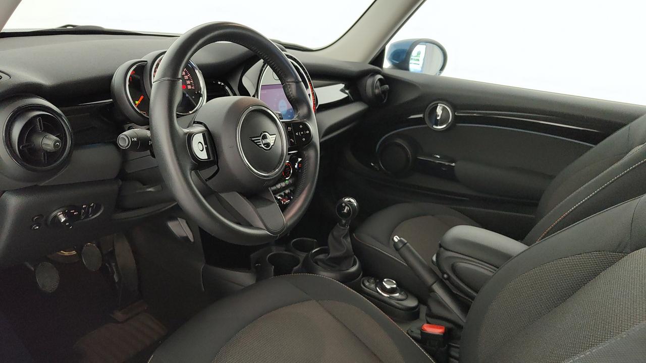 MINI Mini IV F56 2021 3p - Mini 3p 1.5 One Classic 75cv