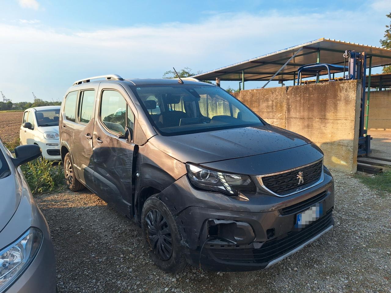 Peugeot Rifter BlueHDi 130 S&S Allure Long