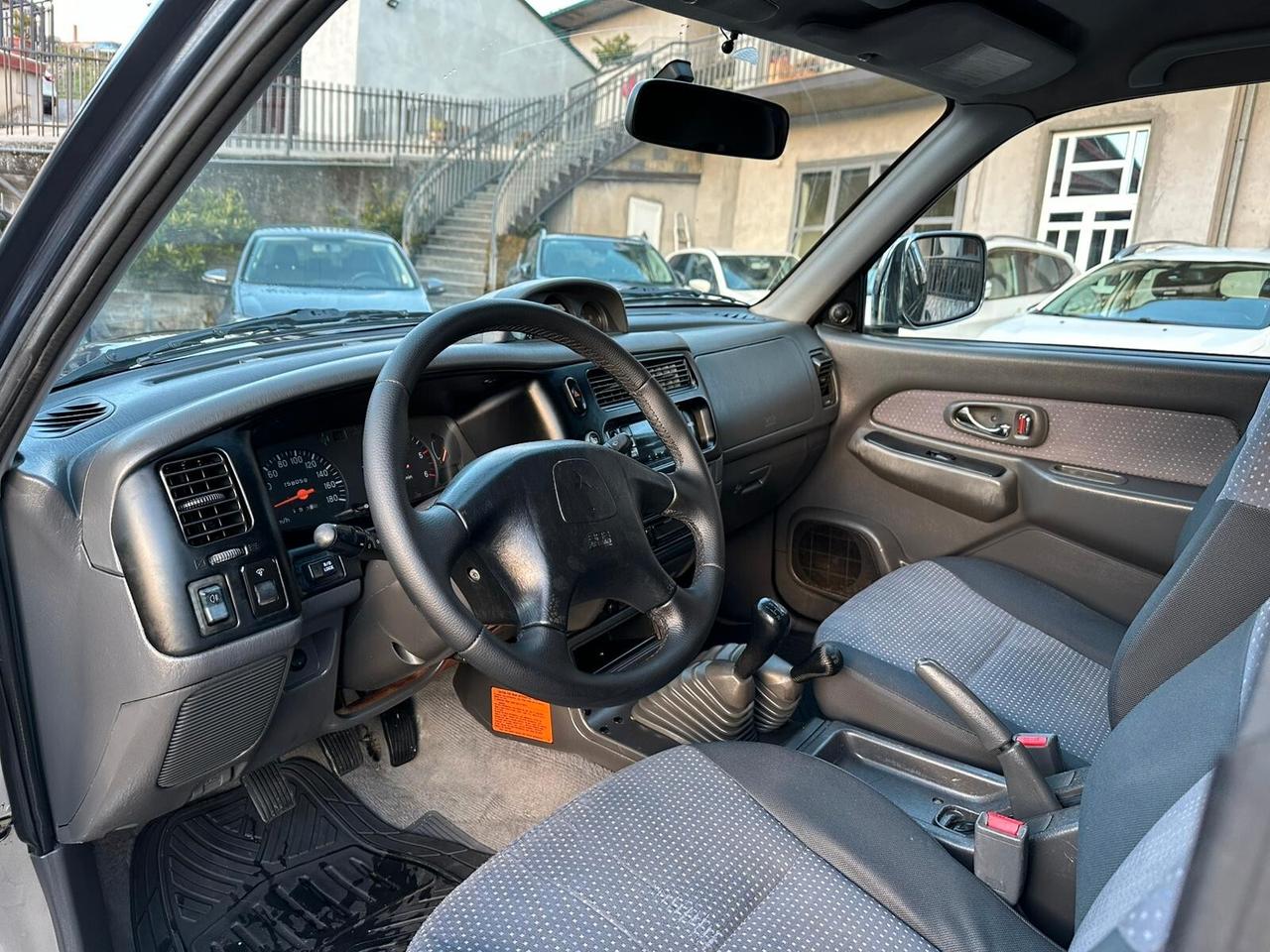 Mitsubishi L200 2.5 TDI 4WD Club Cab Pup. GLS Targ.