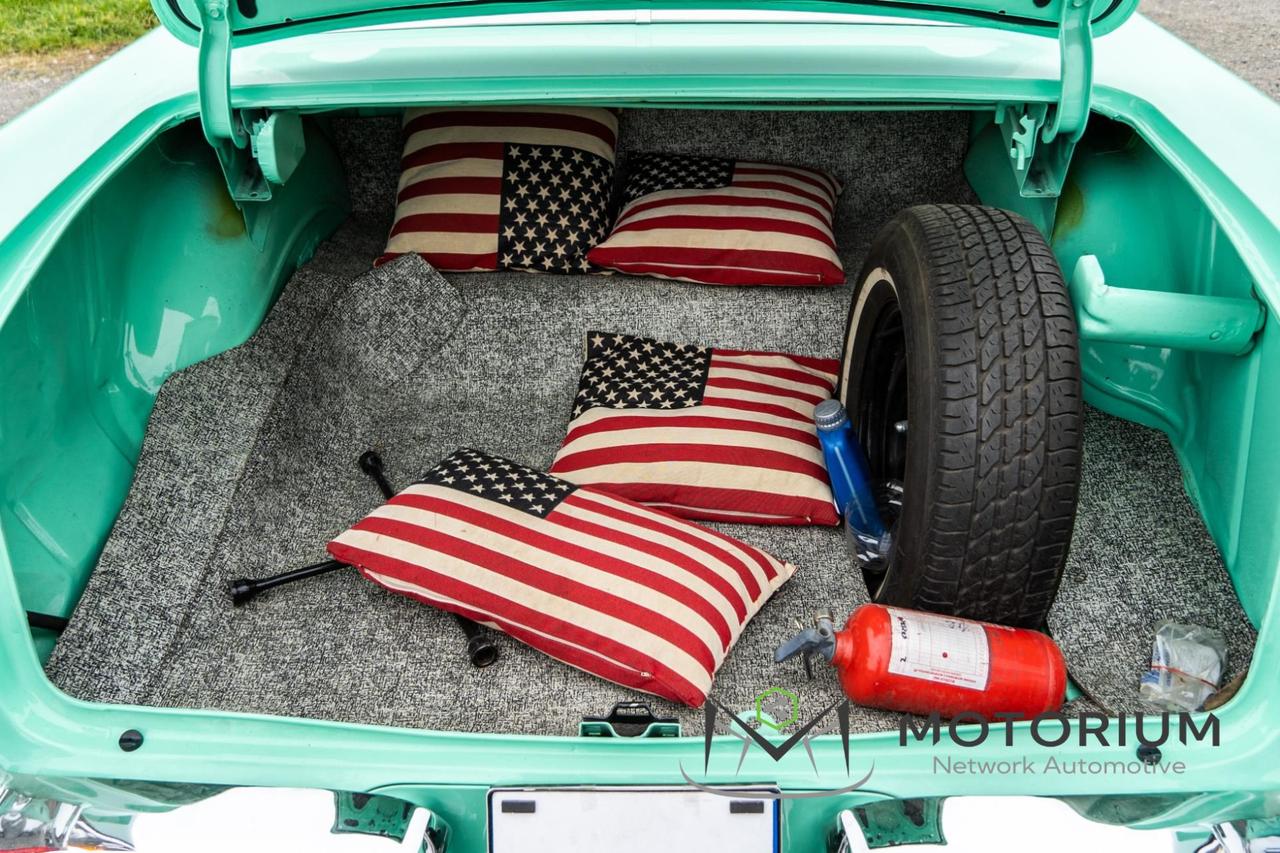 PONTIAC CHIEFTAIN 5.7 V8 - 2 DOOR HARDTOP 1957 - RESTAURO TOTALE