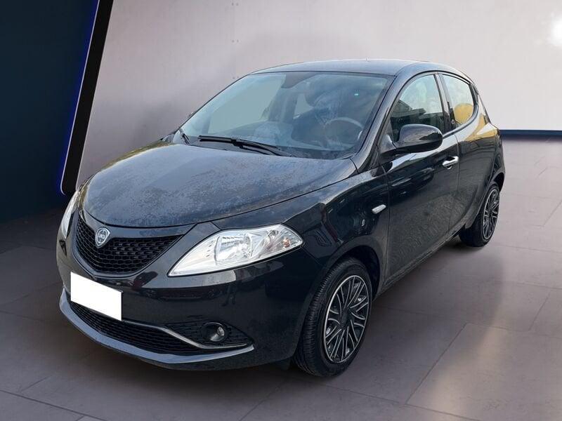 Lancia Ypsilon III 2015 1.0 hybrid Gold s&s 70cv