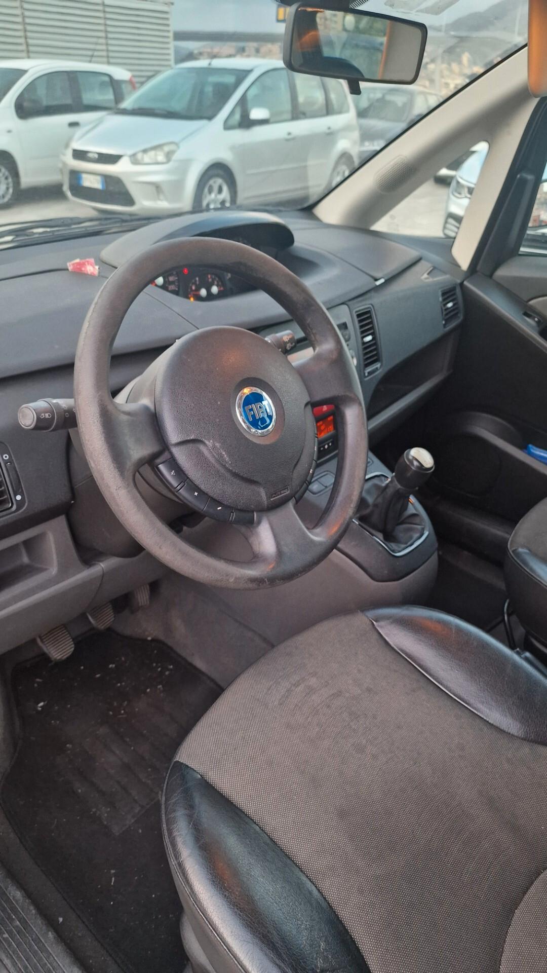 Fiat Idea 1.9 Multijet Emotion