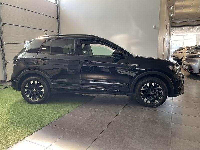 Volkswagen T-Cross T-Cross 1.0 TSI 95cv in configurazione R-LINE