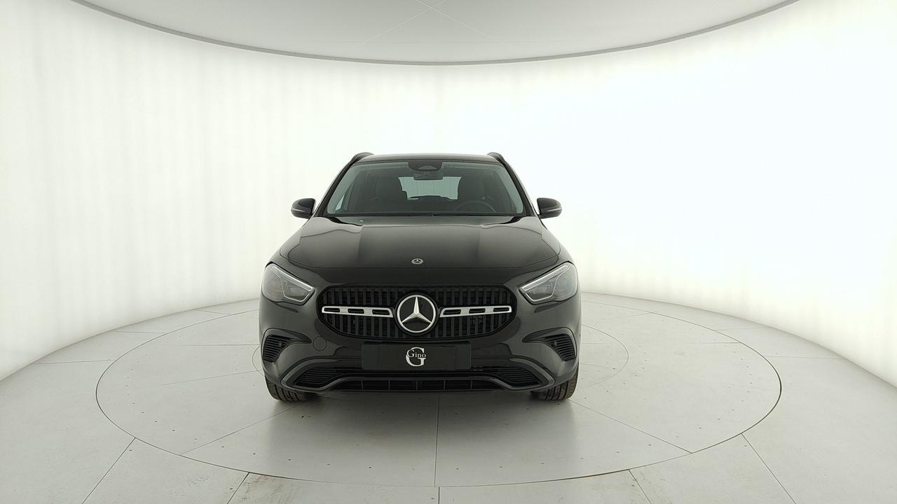 Mercedes-Benz GLA 200 d automatic