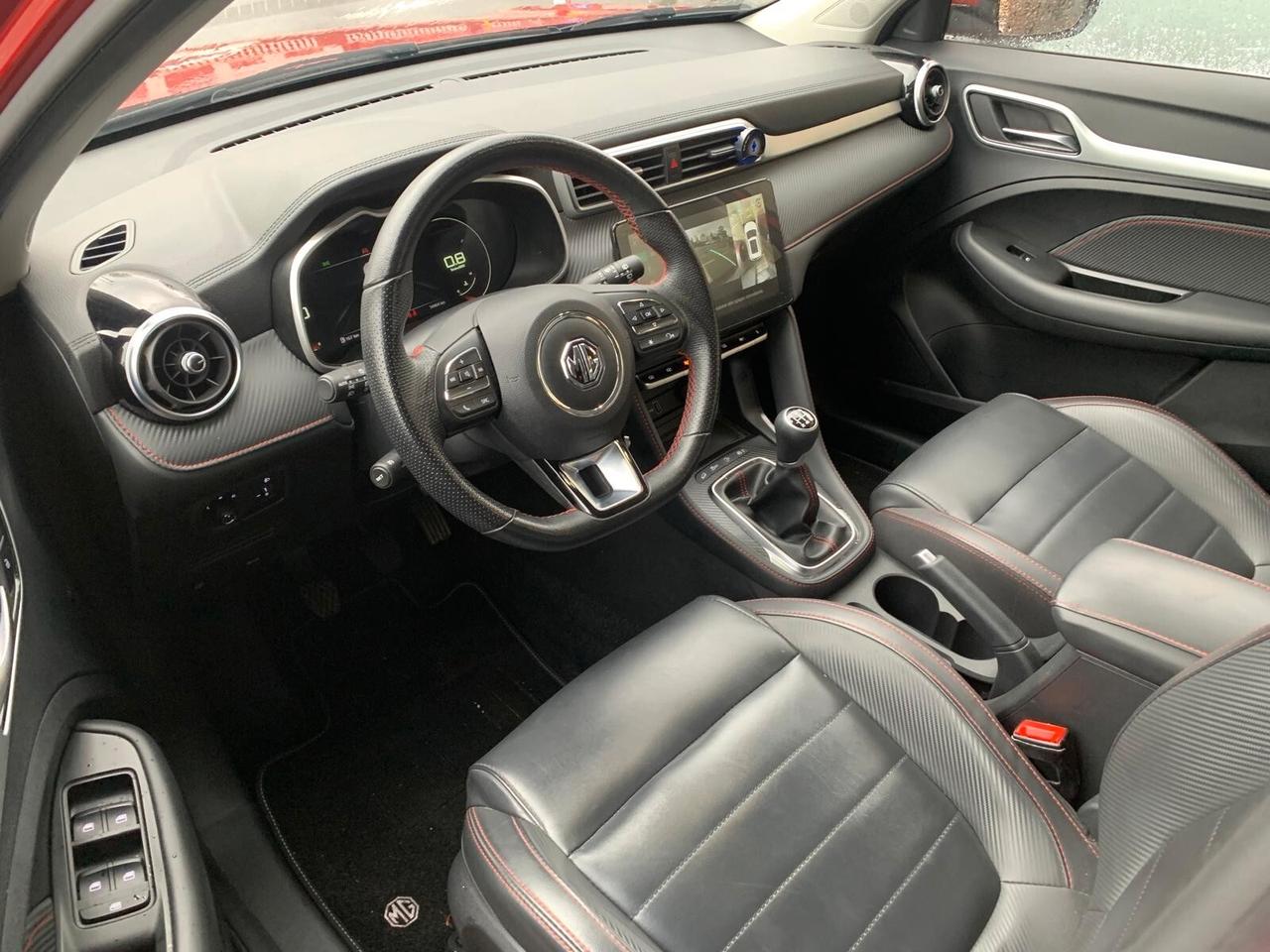 MG ZS 1.5 Luxury Garanz. Unicop. Neop. Full