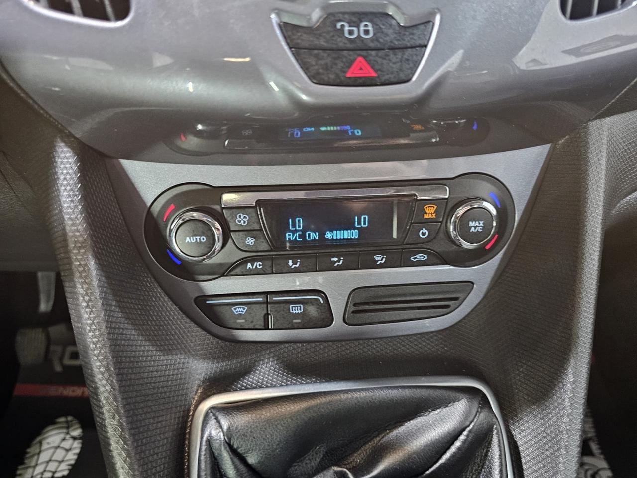 Ford Tourneo Connect 1.6 TDCi 115 CV Titanium
