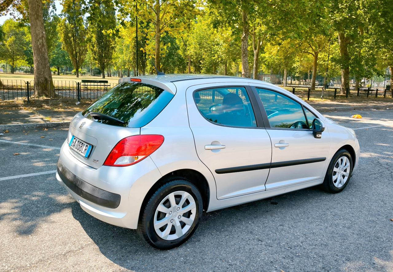 Peugeot 207 1.4 VTi 95CV 5p. XS