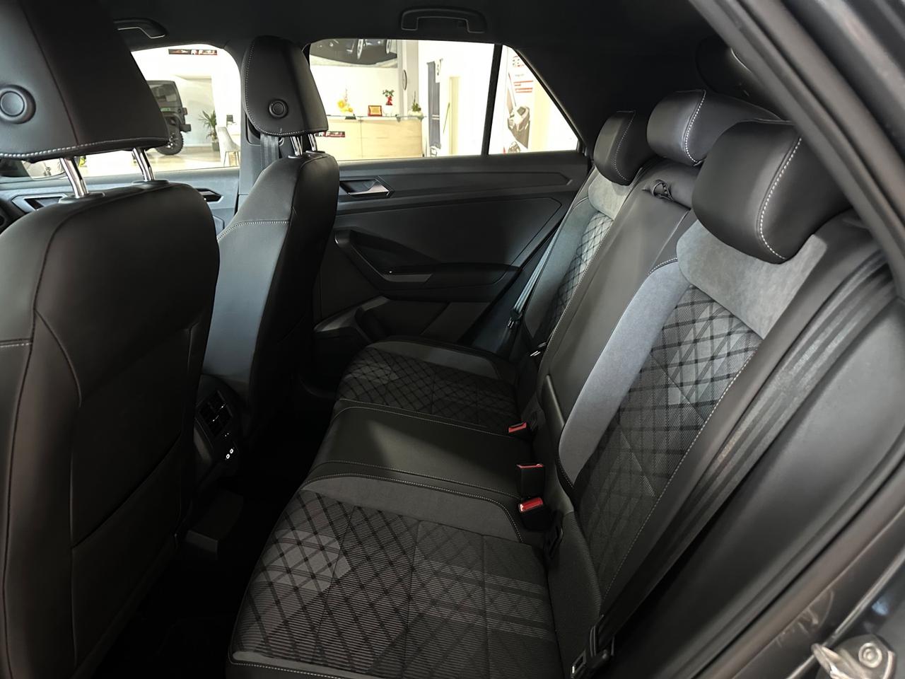 Volkswagen T-Roc 2.0 TDI SCR 150 CV DSG R-Line