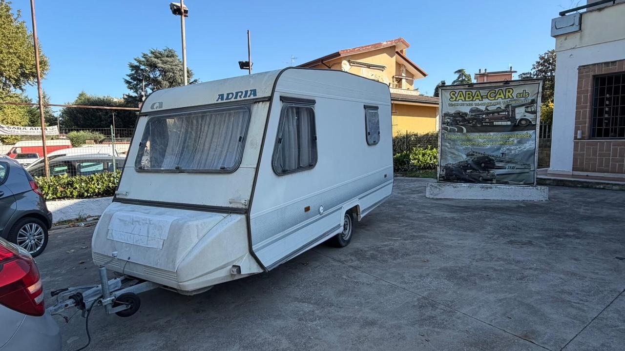 Adria 4052